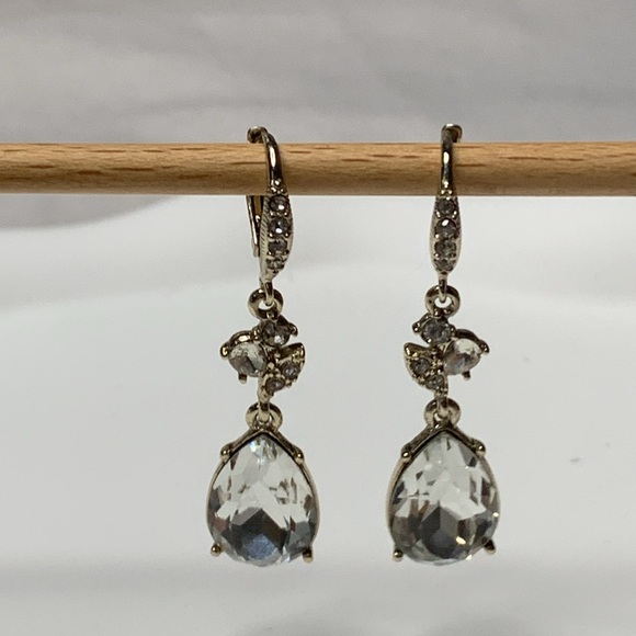 Givenchy | Drop Earrings - Picture 3 of 4